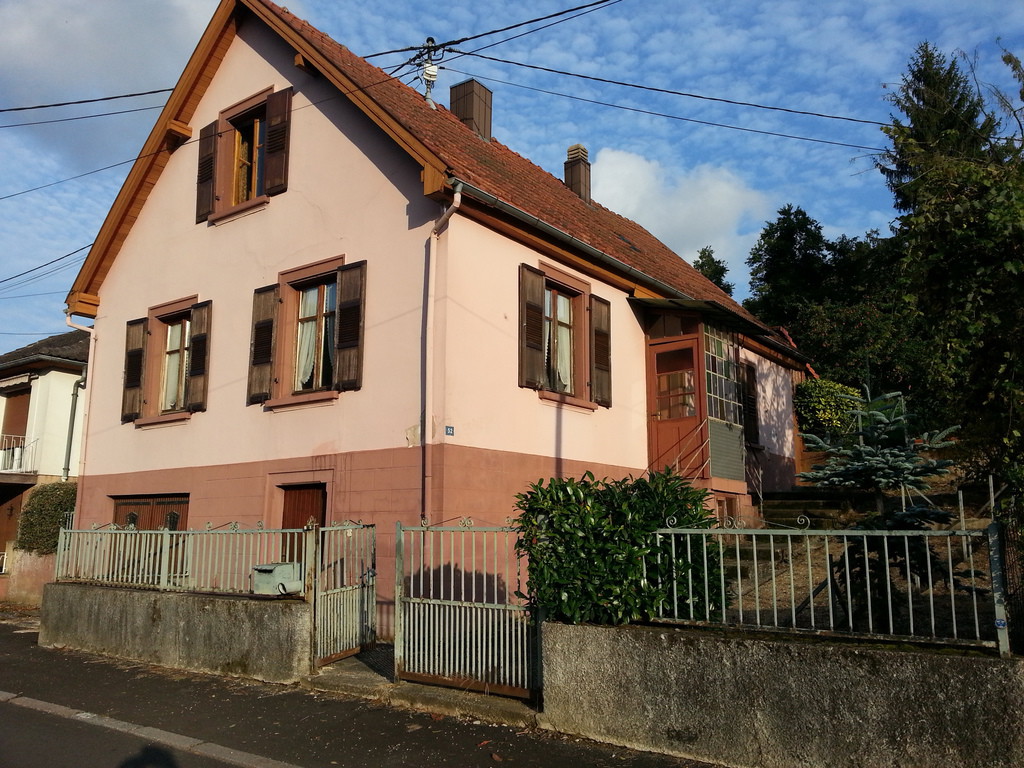 Maison 5 pièces de 109 m² comprenant 38 ares de terrain à Niederbronn - 20140930 175335