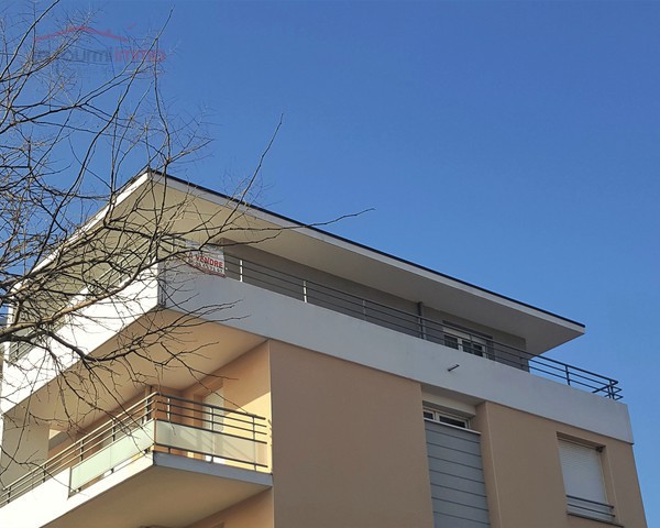 Attique F4 au prix d'un appartement - Aa
