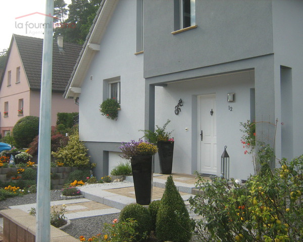 Jolie maison de 110 m2 sur un terrain de 6.66 ares. - Img 1779