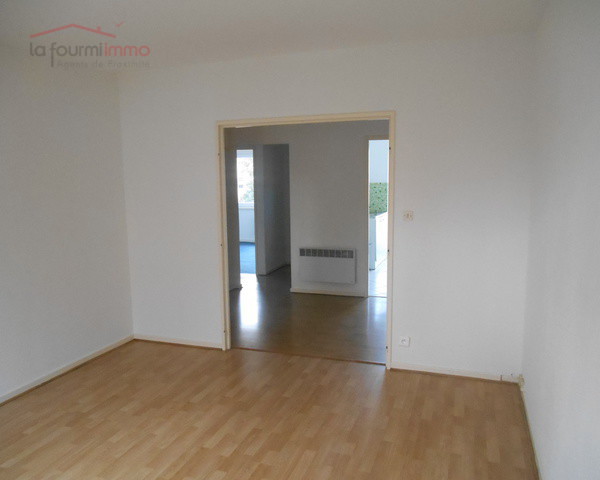 Strasbourg 67200 - Au calme F3 de 65 m² + 2 balcons - Dscn3836
