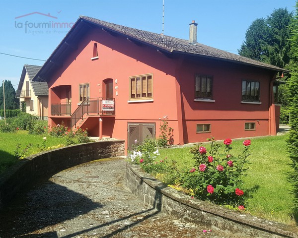 Belle maison plain-pied avec sous-sol et garage - Bc28072