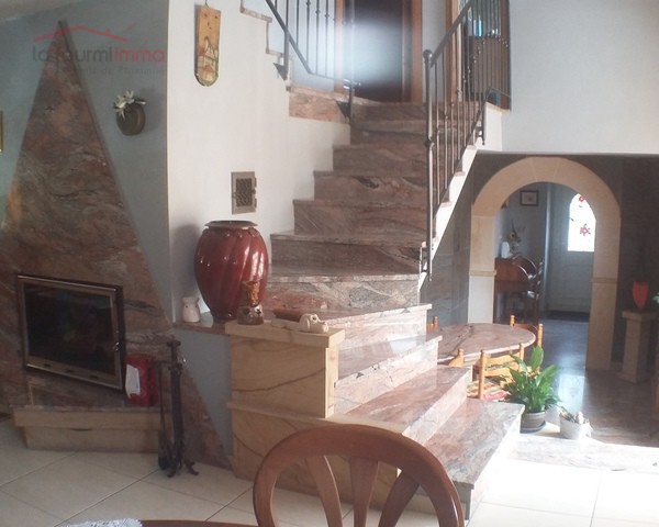 Maison coup de coeur de 6 pièces. - 215