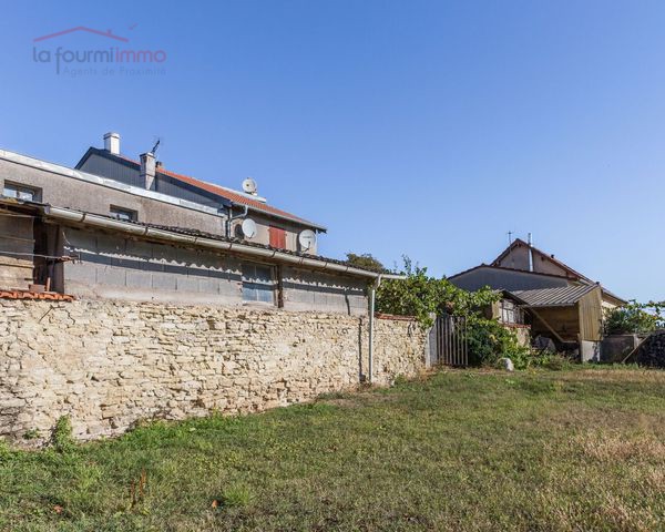Ancienne maison de 190m² près de Chateau-Salins. - Gerb  terrain 2