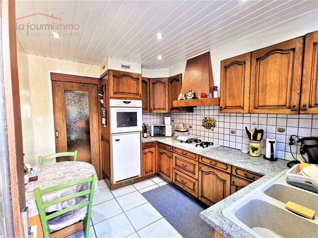 Maison individuelle 95m² + dépendance 56 m² à Wittenheim (68270) - cuisine indépendance 