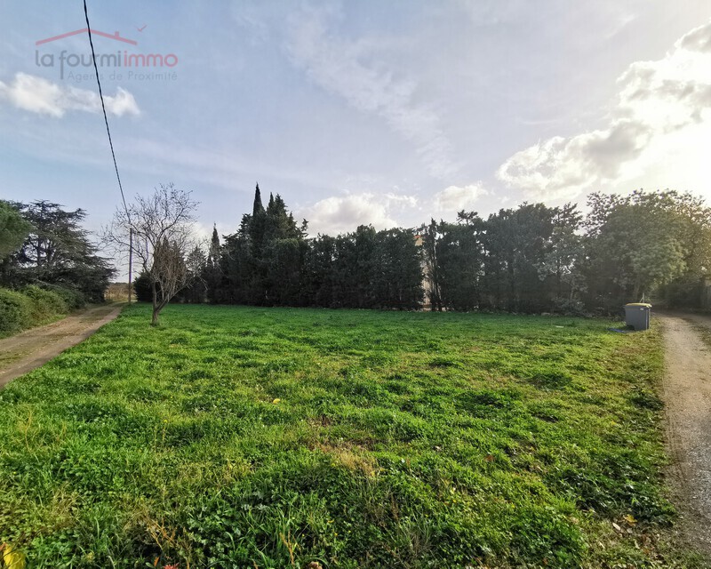 Terrain de 672m² déjà divisé au pied des Albères - Img 20191218 140301