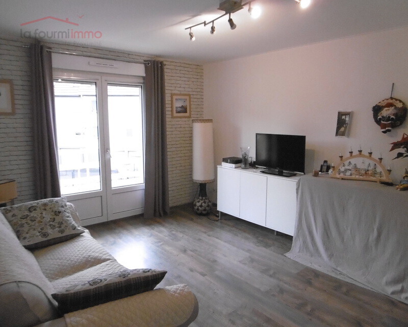 Appartement 2 pièces avec terrasse,garage et parking - P1000299