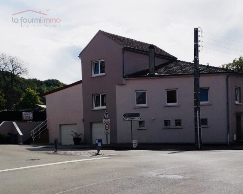 Maison rénovée, 136m², 4 chambres, 7,82 ares de terrain. - Img e2021 1 