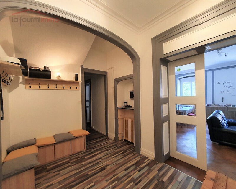 Bel appartement dans maison de maître - 01