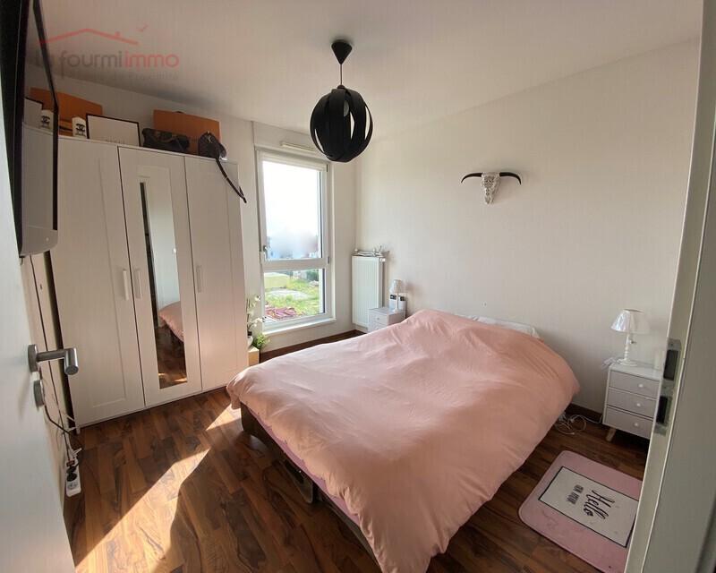 Lumineux appartement 3 pièces - Chambre 1