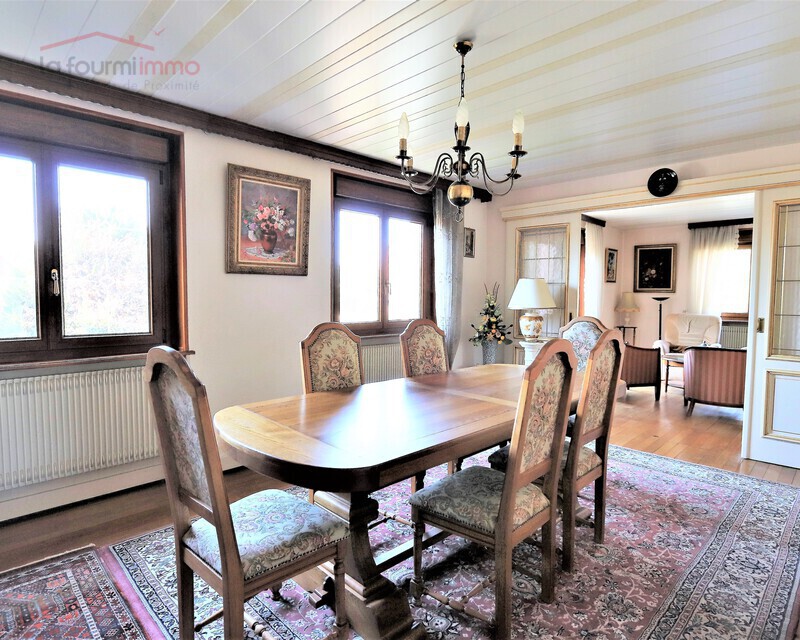 Maison jumelée de 117 m² sur un terrain d'environ 12 ares - Img 1779
