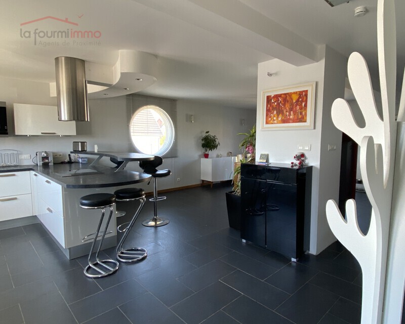 Maison 5 pièces, 68190 Ensisheim, Haut-Rhin - #remybenoitmeyer #immobilier #maison #ensisheim  #lafourmiimmo #agentimmobilier #realestate #investissement #hautrhin #habitat #lafourmi #immo #hautrhin #realestate #consultant #rbmconsultantimmo #rbmimmo