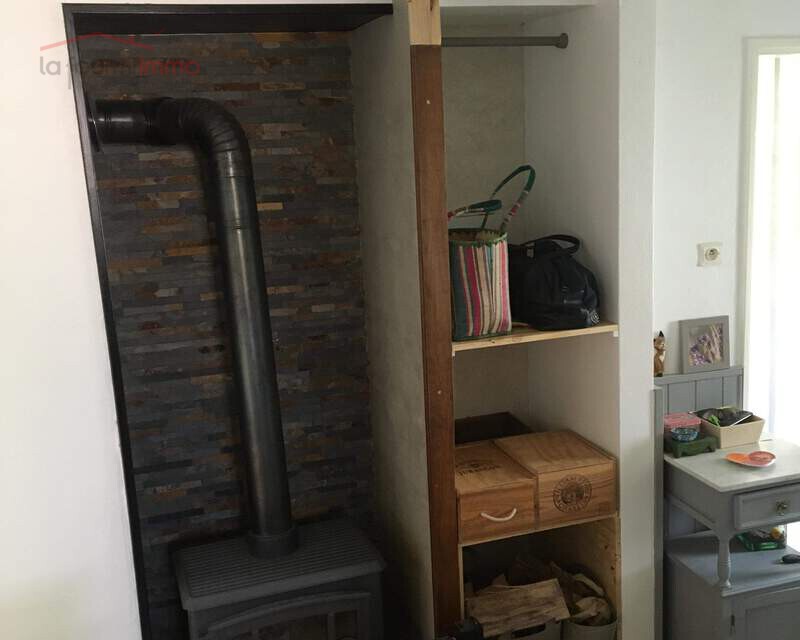 Maison d'environ 100 m2 sous offre.  - Received 272013157308264