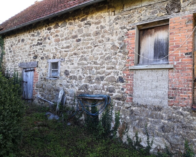 Jolie fermette ancienne à fort potentiel - Img 20211016 104648