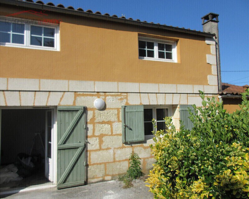 Maison en pierre - Img 7681