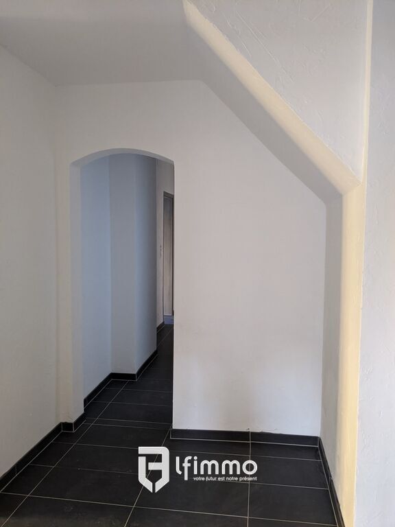 Appartement 3 pièces 80 m² - Couloir