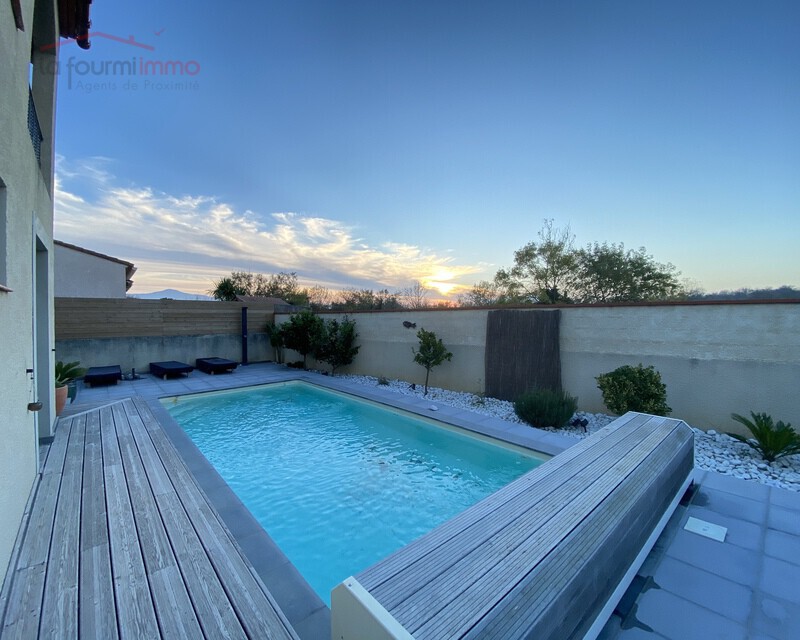 Maison T6 - 4 chambres - Garage et piscine - Saint Cyprien - Cf46a282-9d3a-44d1-a396-8cf84e4771cc