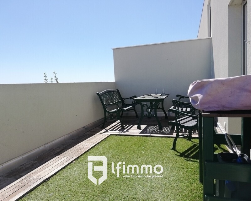 Appartement meublé sur le Port de Port Saint Louis du Rhône.  - La terrasse