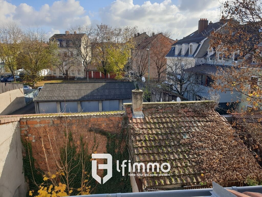 Grand appartement F1 40 m² à Mulhouse Centre (68100) - 20201120 120511