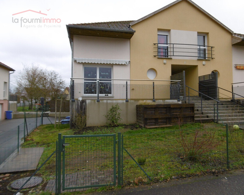 Duplex 4 pièces en rez de jardin avec garage et terrasse  - P1000085