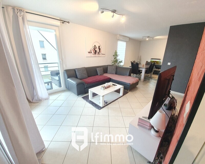 Appartement sous compromis.  - 013