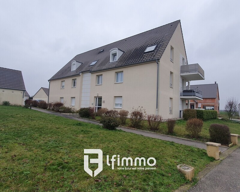 Appartement sous compromis.  - 125