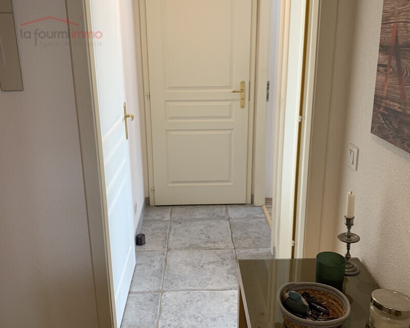 Appartement 3 pièces 58m2 - Entrée