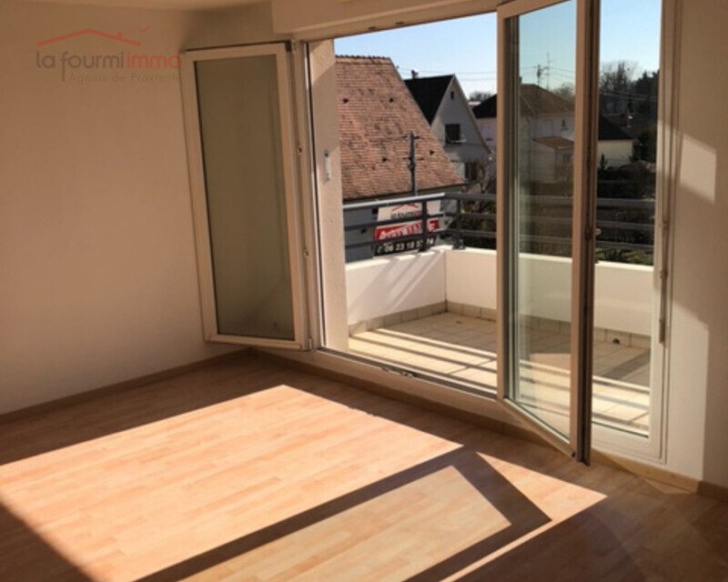 Ostwald (67540) : F4 dernier étage  3 chambres  + Terrasse + Garage  - S jour 2 ostwald 20210301