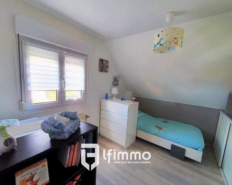 Charmante maison 6 pièces au calme - 0000