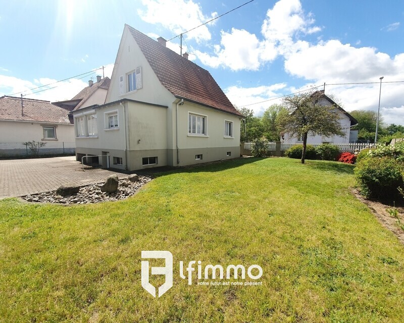 Maison d'environ 115 m2 à Sessenheim sous offre.  - 20210514 115534