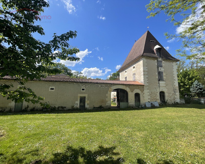 Propriété sur 9 hectares - ext