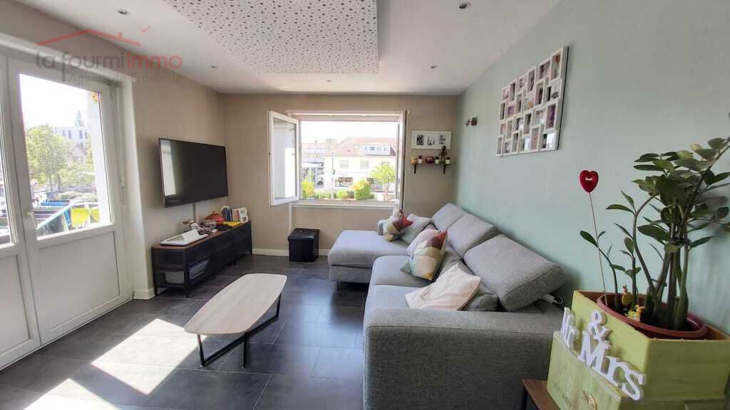 Bel appartement F3 Duplex avec terrasse à illzach centre - Whatsapp image 2021-06-15 at 14.40.16