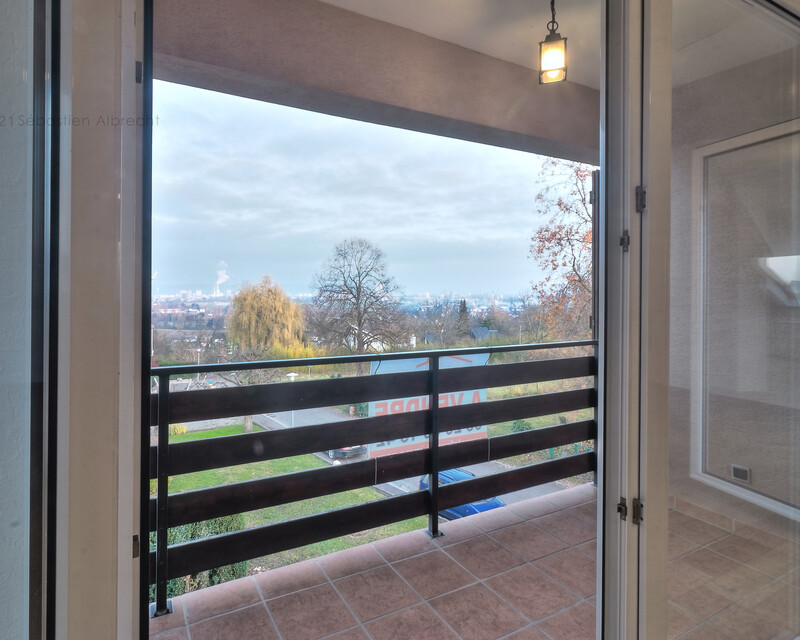Vendu: Appartement à Hégenheim 4 pièces 120m² (68220) - appartement a vendre hegenheim - vue terrasse