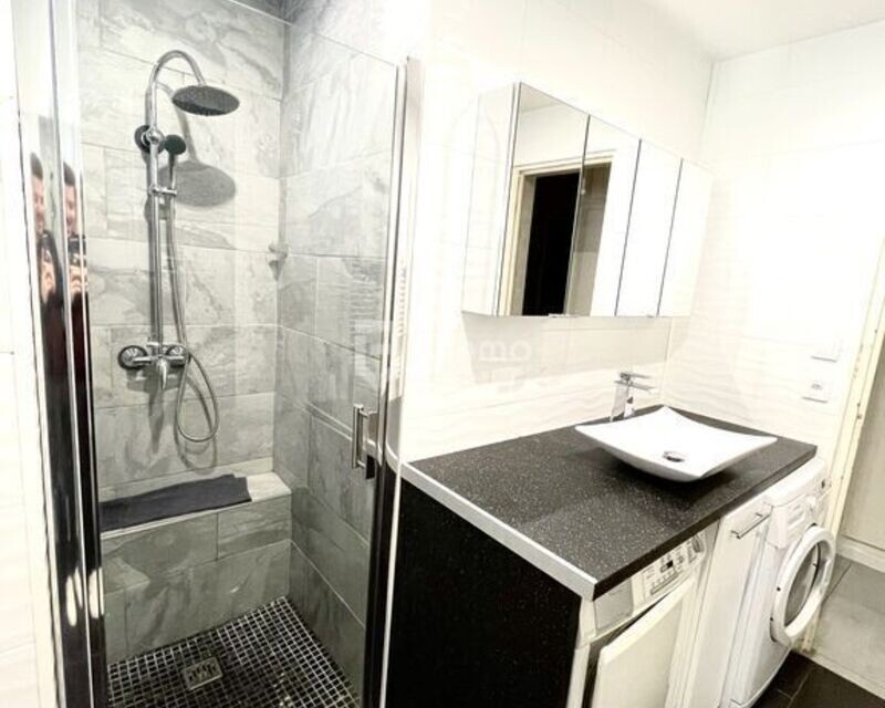 Appartement dans Résidence au calme - Salle de bain 2 