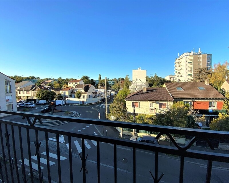 Noisy-le-Sec-secteur Boissière-Limite Montreuil-Appartement 5P-90 m2 - Exterieur avant