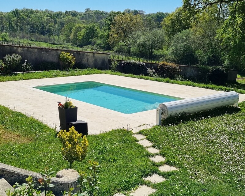 Château. Bourgogne-Franche-Comté - 20220428 114331