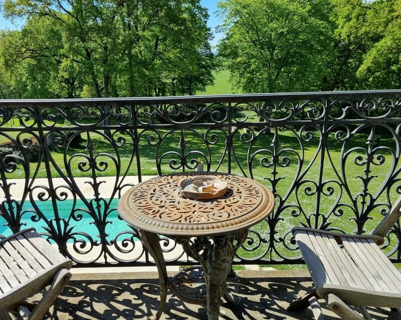 Château. Bourgogne-Franche-Comté - 20220428 113423