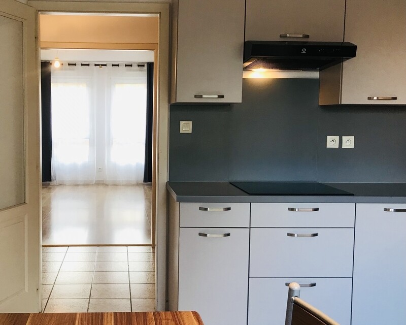 Appartement 4 pièces 100 m²  - F3e1ebcb-d242-41ea-abd5-19fb9d907e92