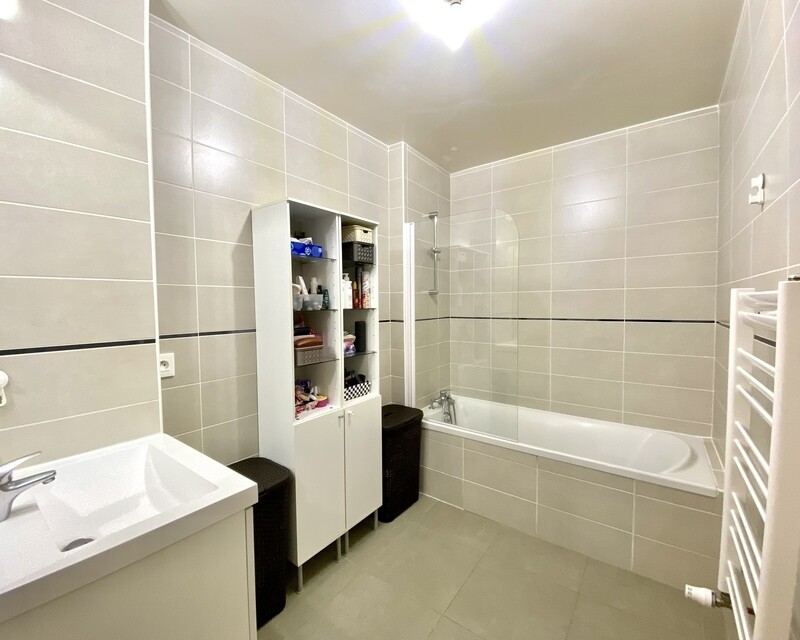 Exclusivité-Rosny sous Bois-Centre Ville-Appartement 3P 64 m2-Balcon - Salle de bains
