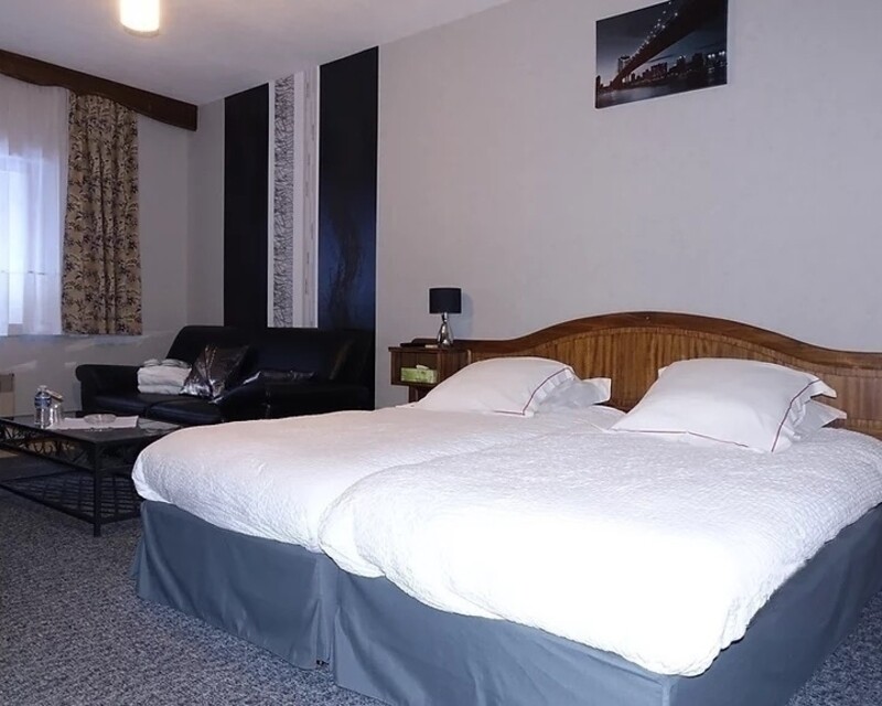 Immeubles 5000 m2 sur 4 ha Murbach - Lm chambre