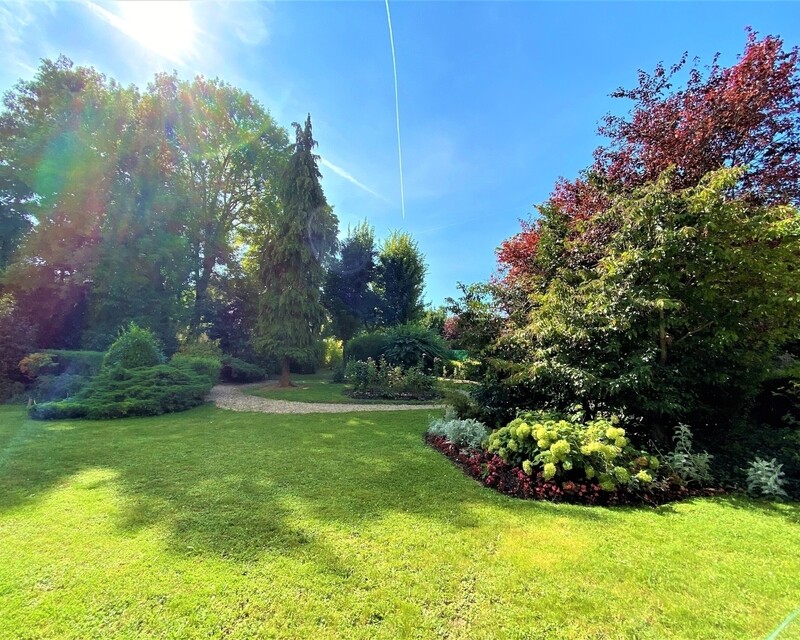 Noisy Le Sec- Secteur Haut Goulet-Appartement 2P 41m2- RER E/T1/M11 - Jardin
