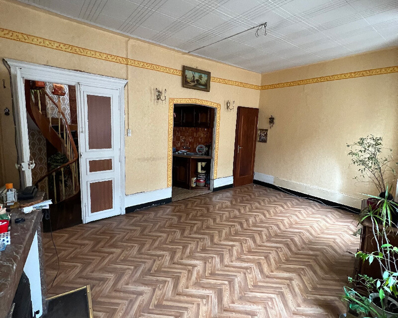 Vends à Boulay un immeuble de 182 m2 avec jardin et garages - Chambre3