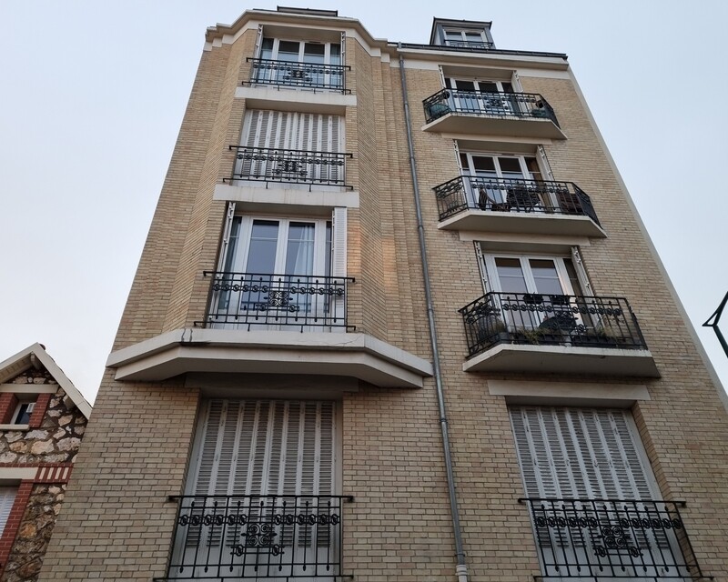 Bel appartement traversant à Colombes-Les Vallées 3 pièces 66 m² - A immeuble