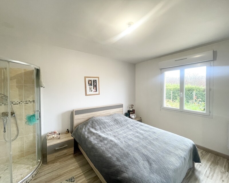 Maison spacieuse de plain pied  - chambre
