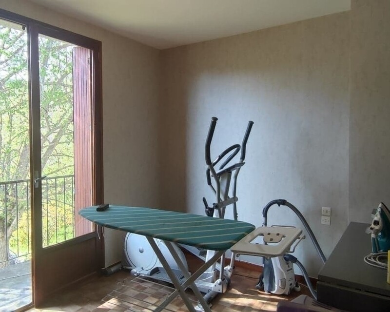 villa avec jardin et garage - 278454495 412063496919108 3410046556362621689 n