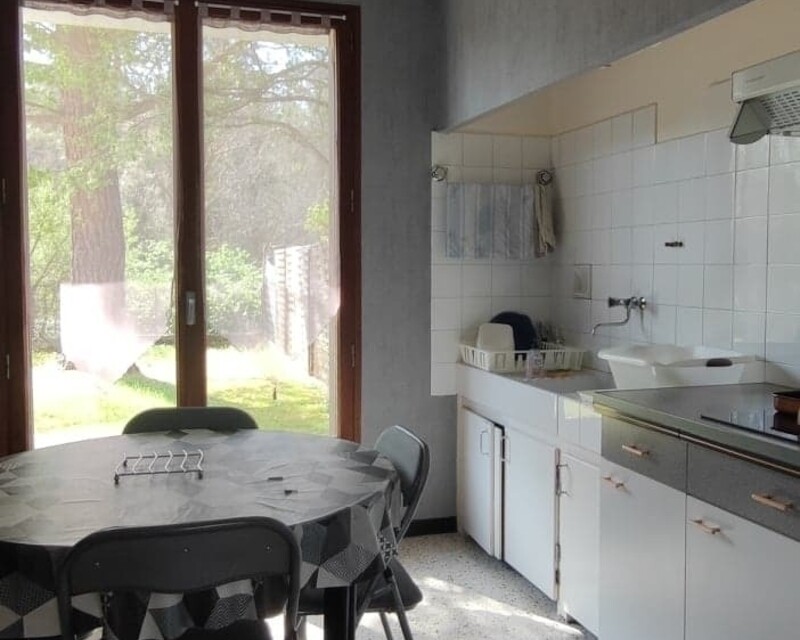 villa avec jardin et garage - 278441429 328102379388828 8971759862303614760 n