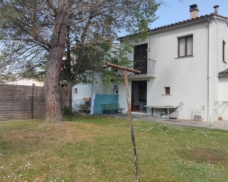 villa avec jardin et garage - 278433326 998974650733365 6098369149972238139 n