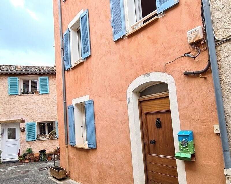 Roquebrune sur argens 83520 Maison de village  - 20220420 154202