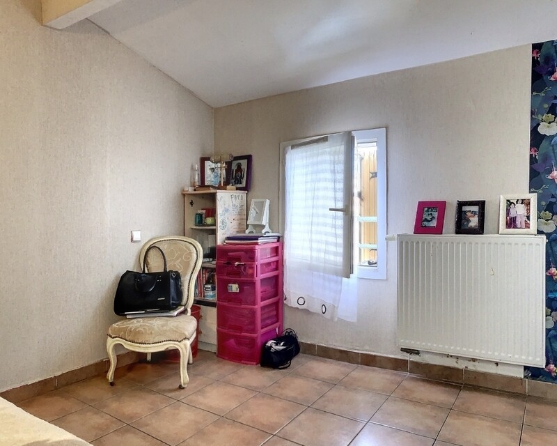 Maison T4 de 86 m² avec extérieur - 3 chambres- garage. - Img 2390