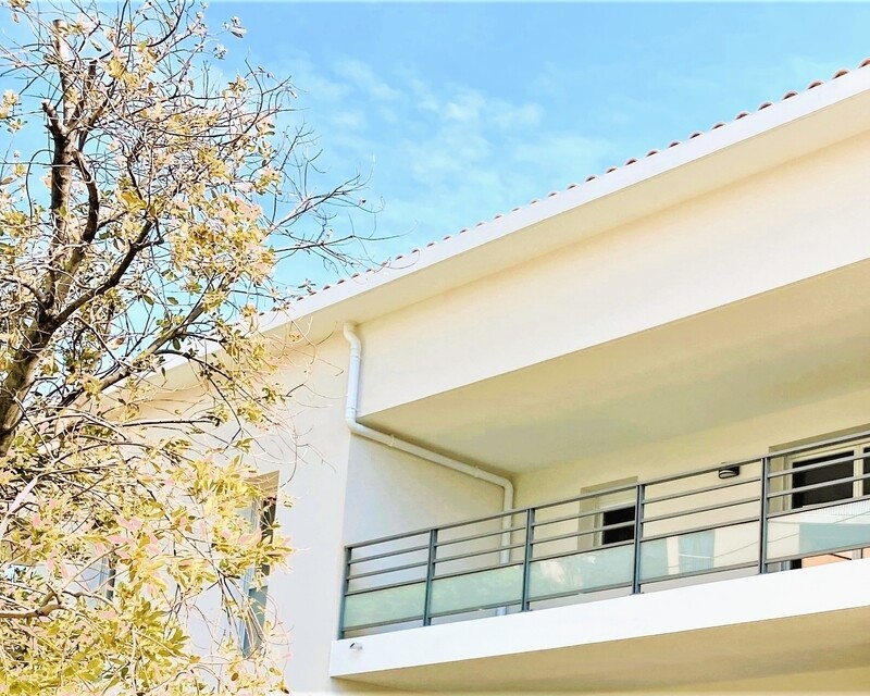 Sous Compromis /  12ème / Duplex T5 / Terrasse - Immeuble mai22