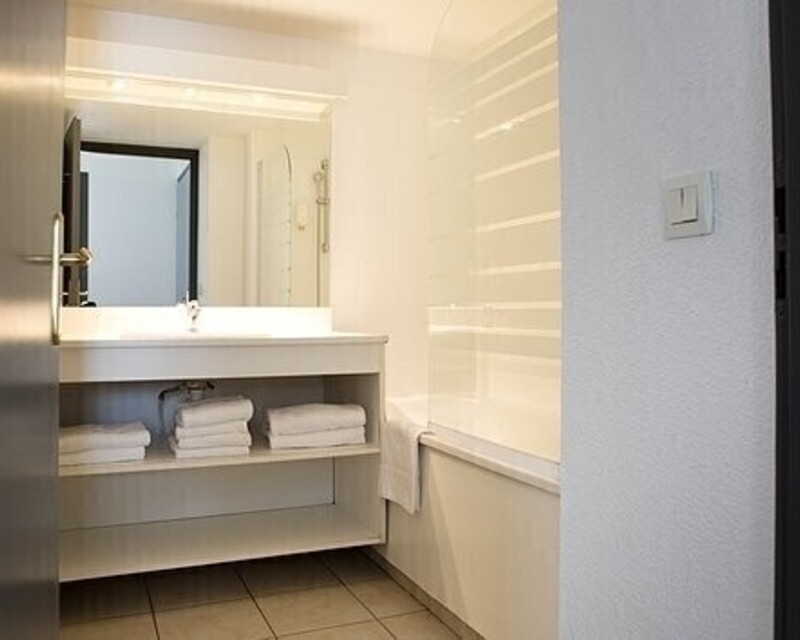 Appartement T1 bis meublé dans résidence avec conciergerie - Salle-de-bain